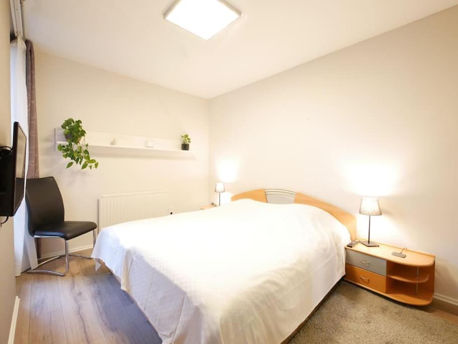 61 M2 Erdgeschosswohnung Mit Eigenem Parkplatz Vorm Haus Osnabrueck Exterior photo